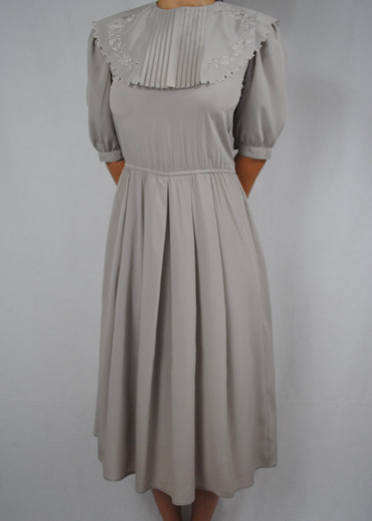 Vintage Embroidered Bib Collar Dress