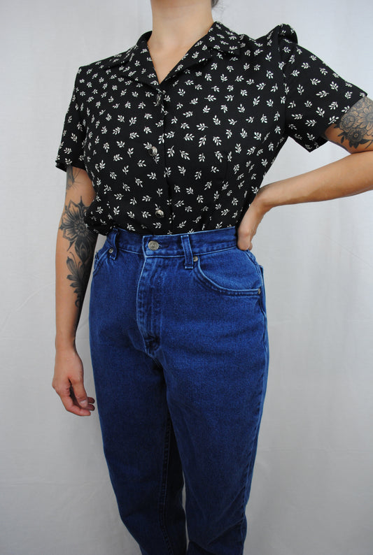 Vintage Leaf Pattern Blouse